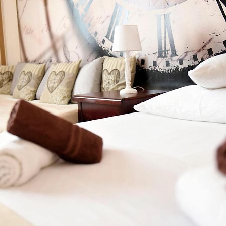 Apartament City, Clock Krosno Bagian luar foto