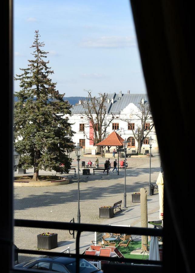 Apartament City, Clock Krosno Bagian luar foto
